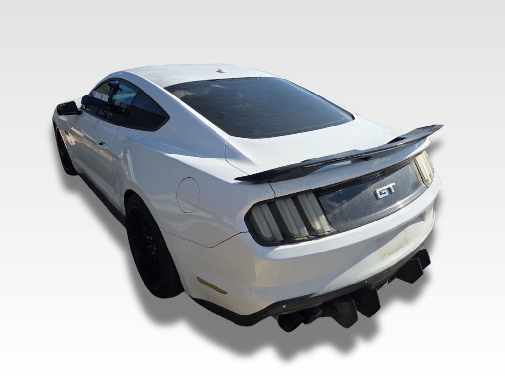 Used 2016 Ford Mustang GT Premium image 3