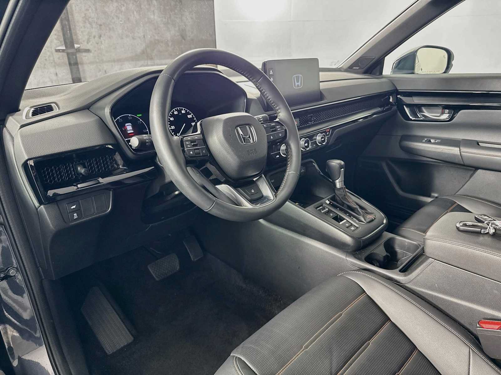 Used 2024 Honda CR-V Sport Touring image 7