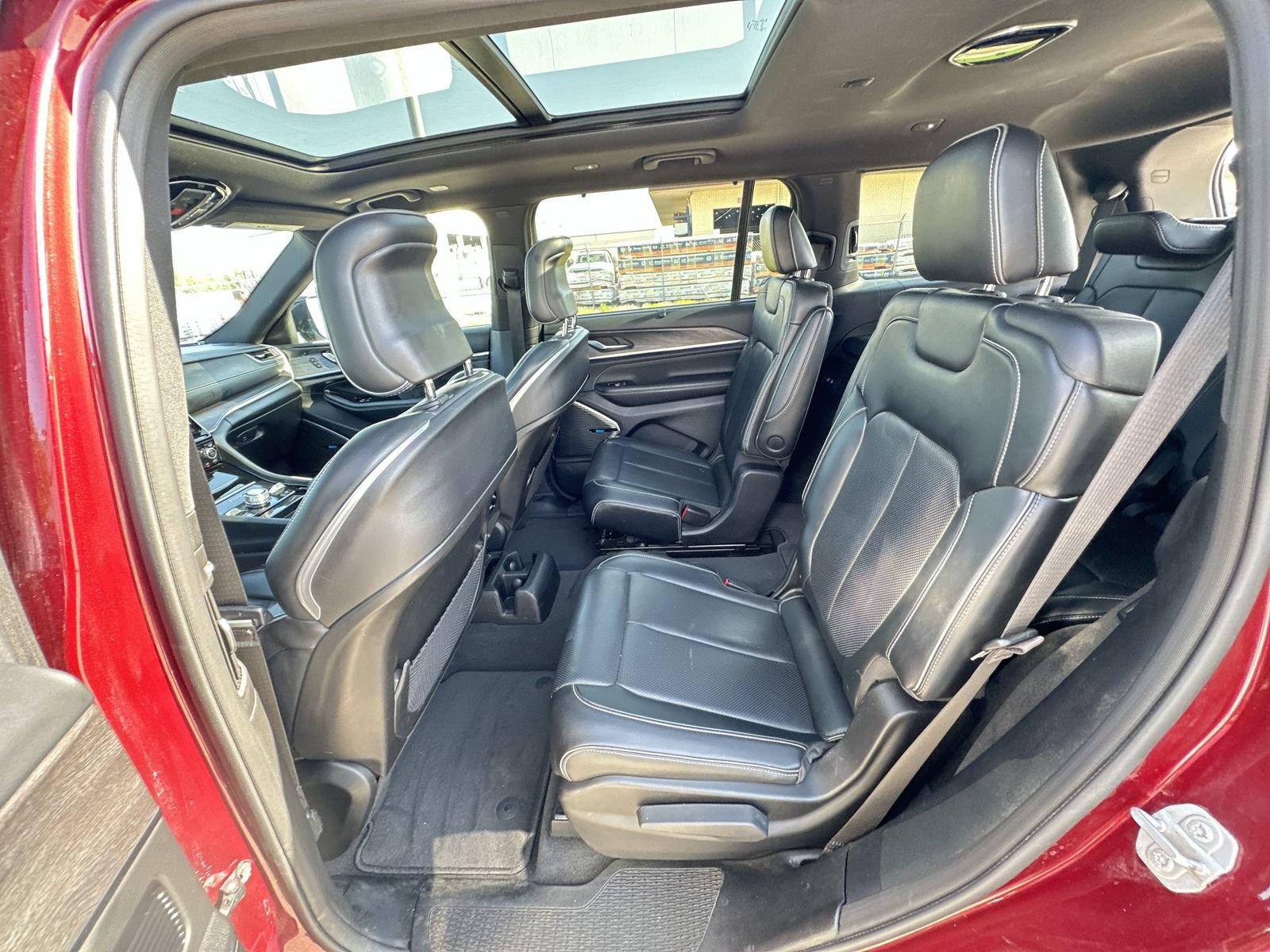 Used 2021 Jeep Grand Cherokee L Overland w/ Advanced Protech Group III AWD/4WD image 25