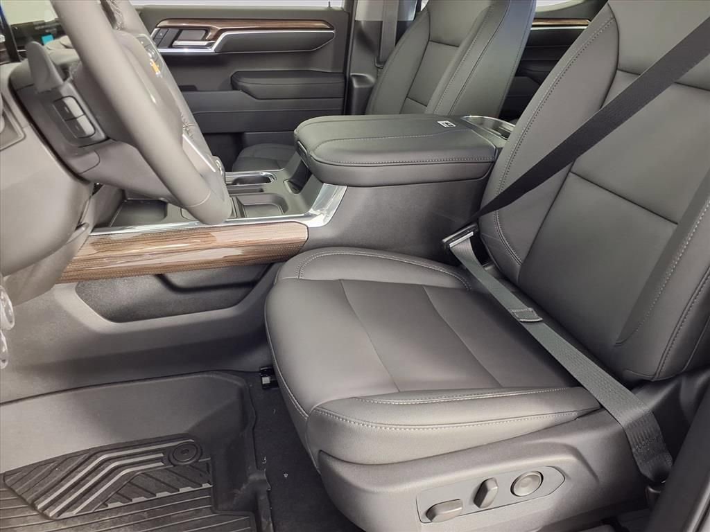 New 2026 Chevrolet Silverado 1500 LT image 14