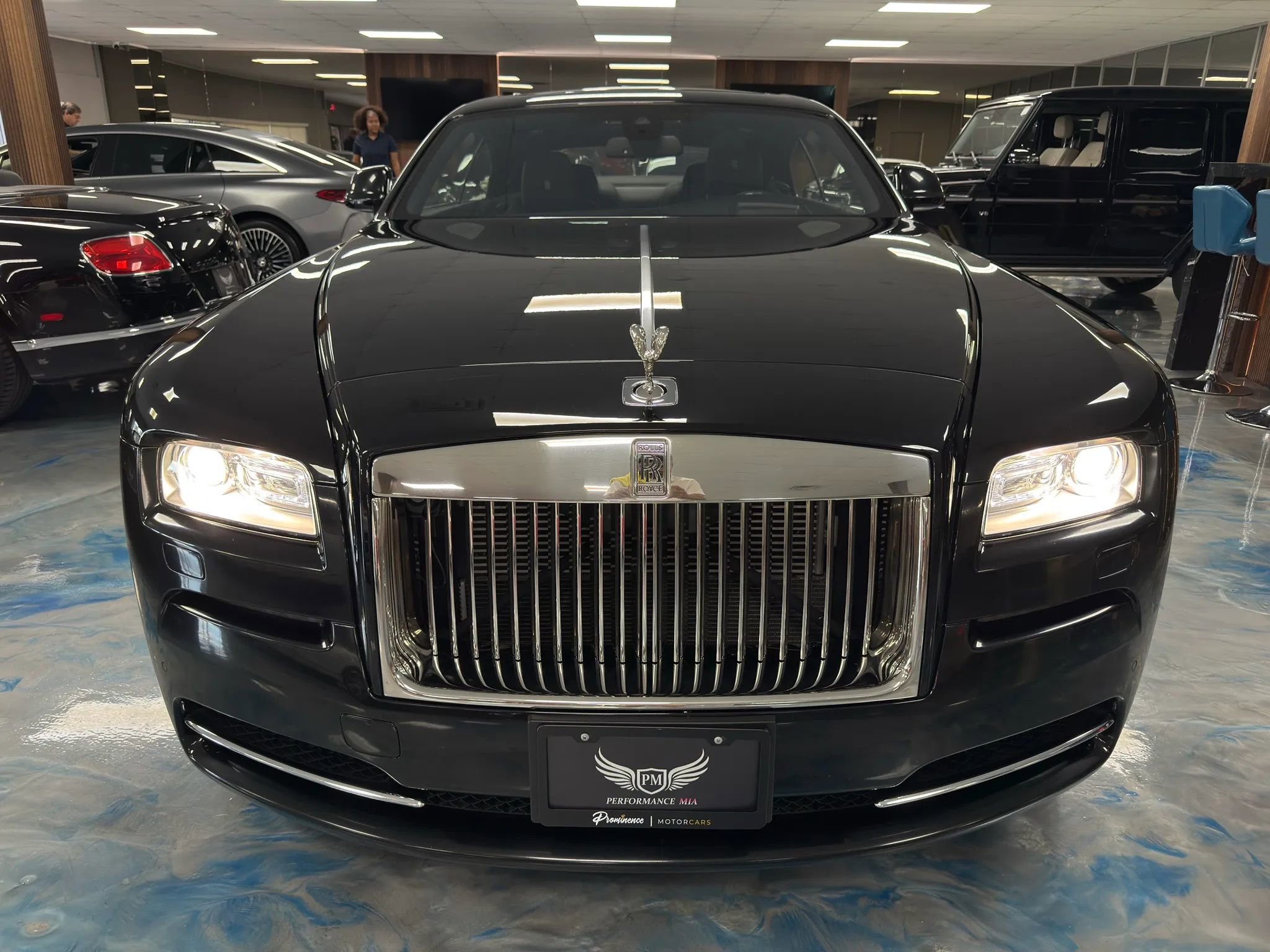 Used 2016 Rolls-Royce Wraith image 2