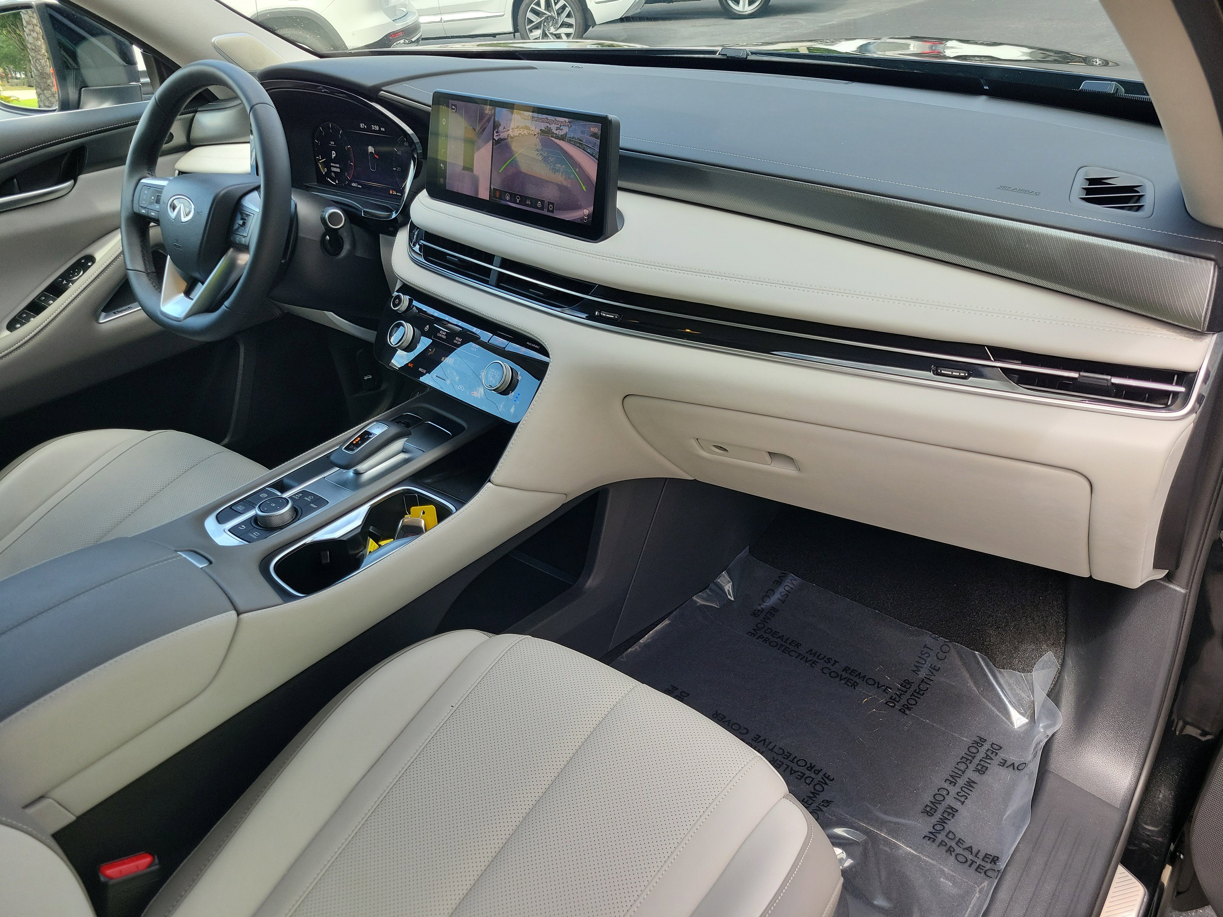 Certified 2026 INFINITI QX60 Luxe w/ Cargo Package FWD image 11