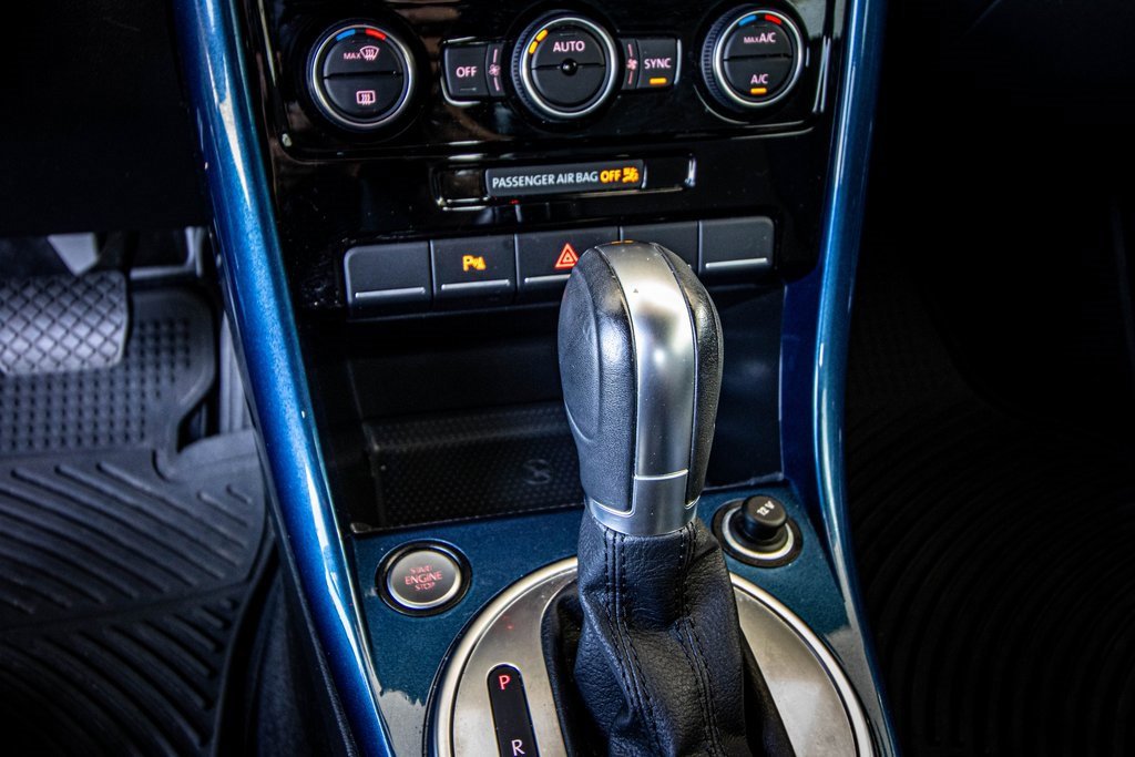 Used 2019 Volkswagen Beetle 2.0T SE image 30