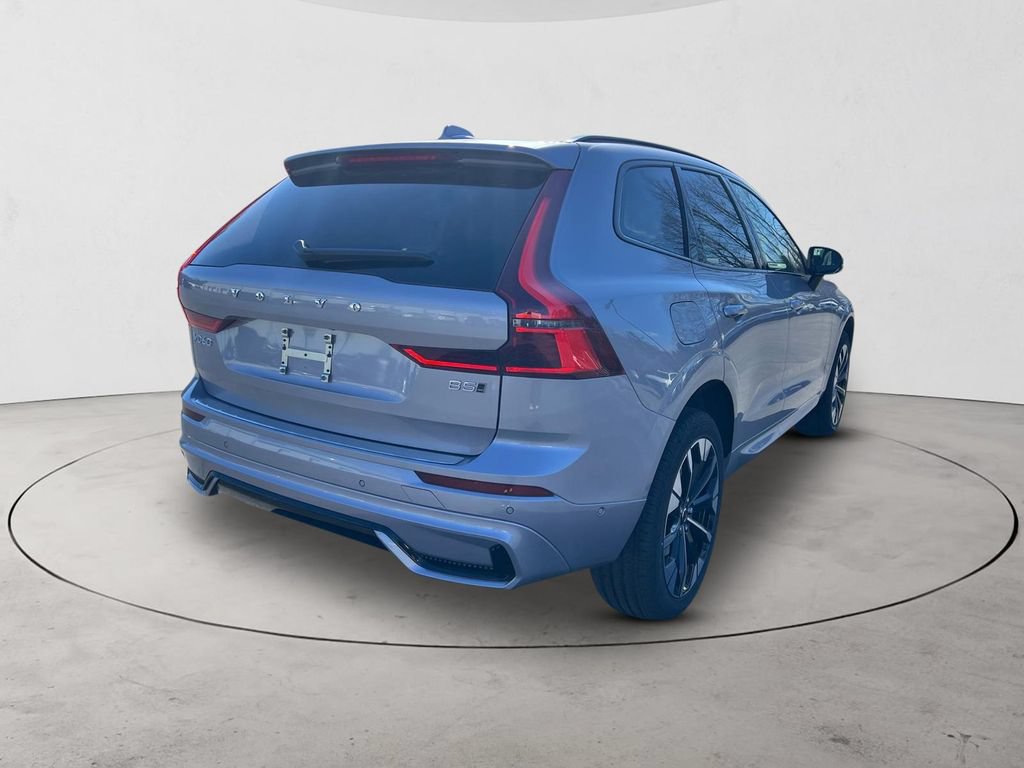 New 2026 Volvo XC60 B5 Plus w/ Protection Package Premier AWD/4WD image 5