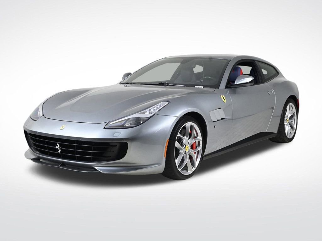 Used 2018 Ferrari GTC4Lusso T image 6
