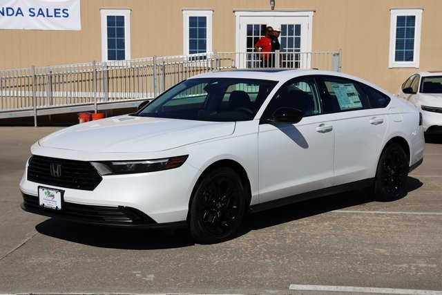 New 2025 Honda Accord SE image 3