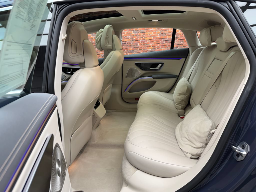 Used 2023 Mercedes-Benz EQS 450+ 4MATIC Sedan image 23