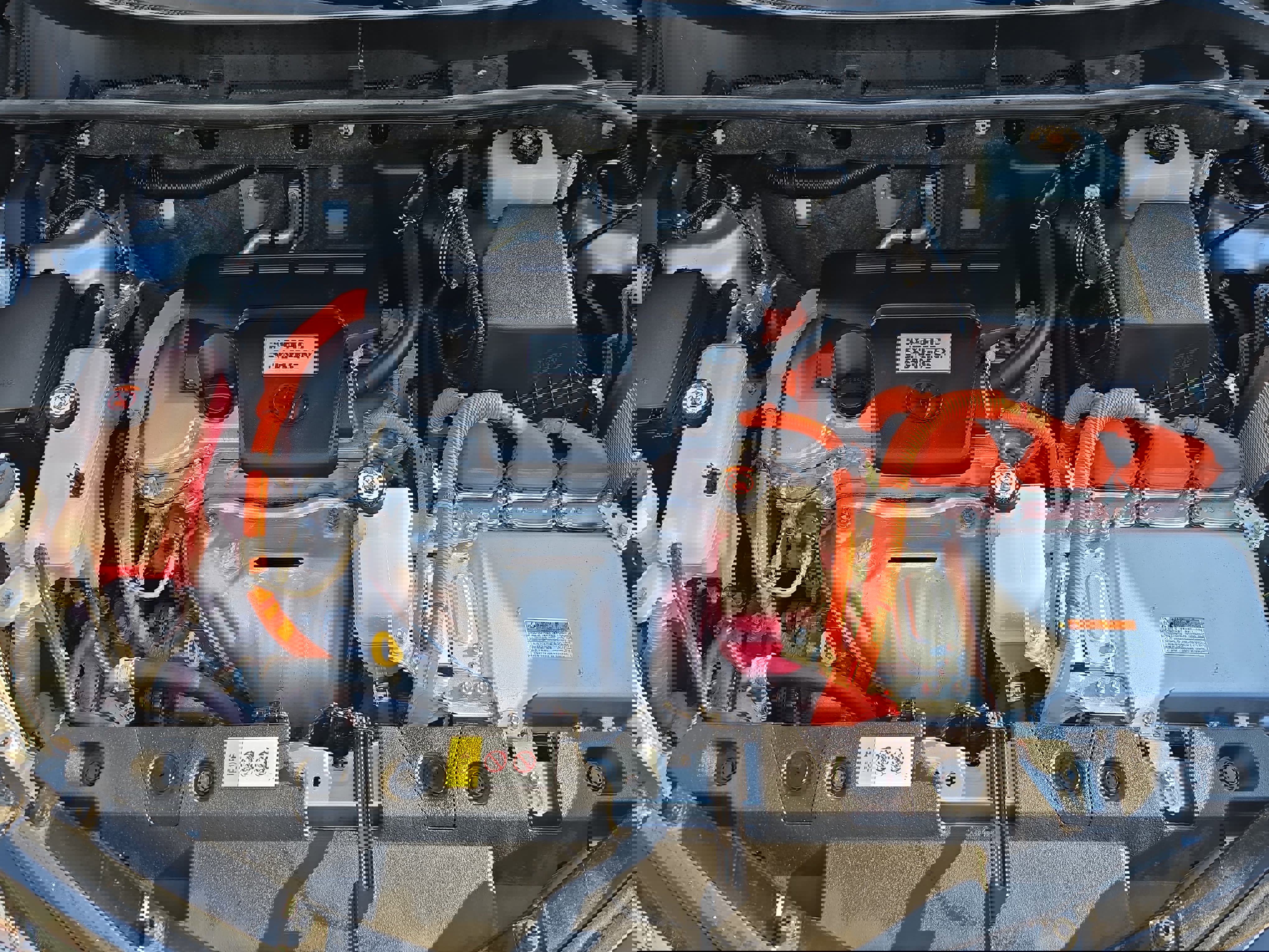 Used 2016 Toyota RAV4 Limited w/ Advanced Technology Package image 30