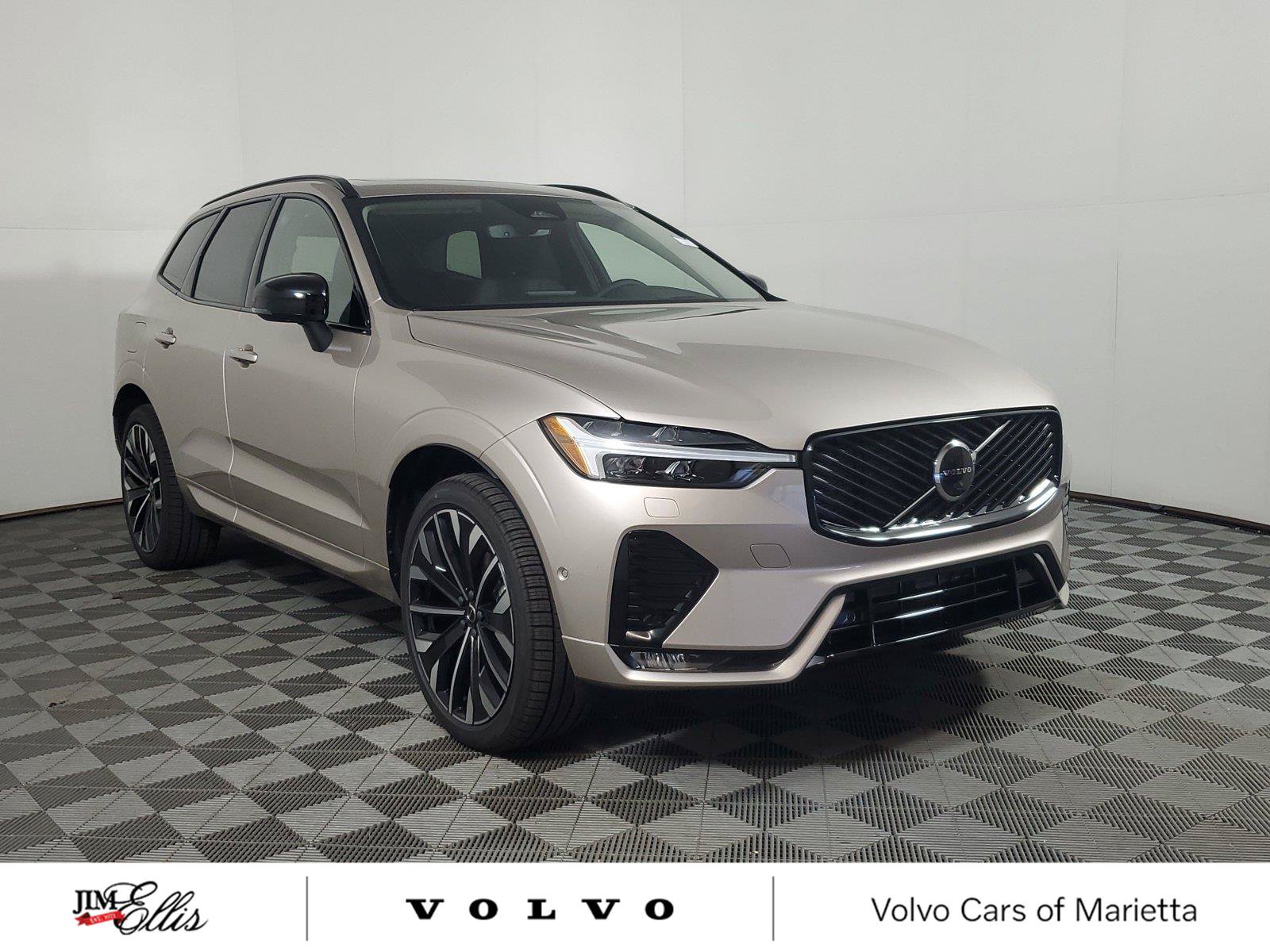 New 2027 Volvo XC60 B5 Ultra AWD/4WD image 1