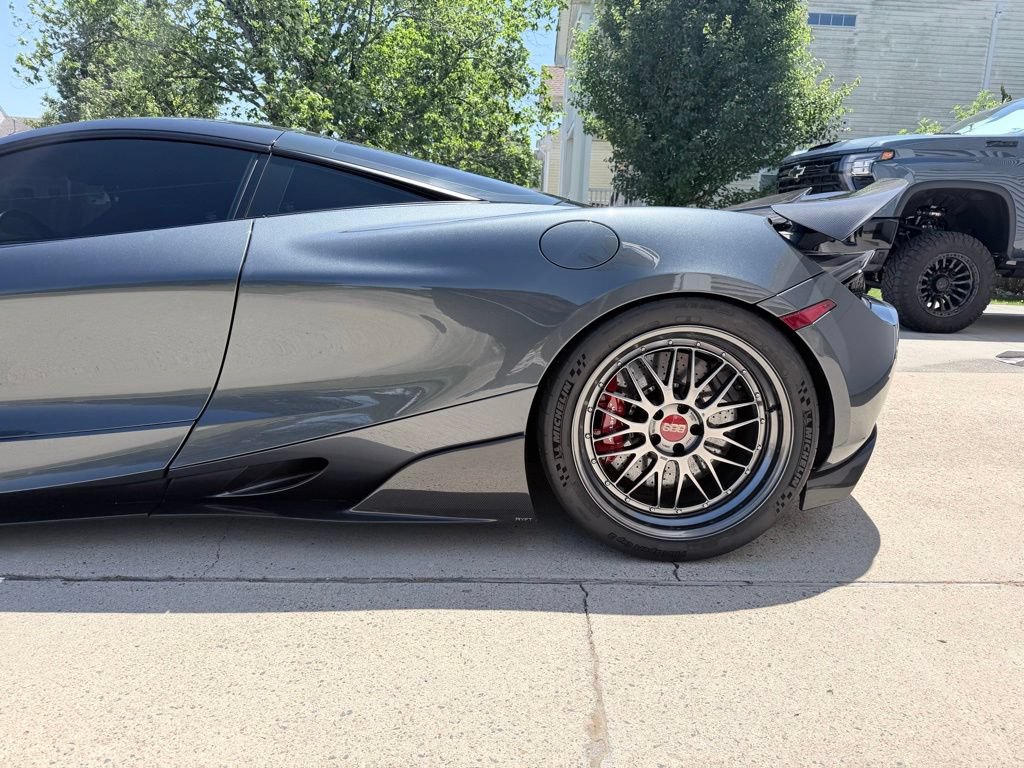 Used 2019 McLaren 720S Performance RWD image 20