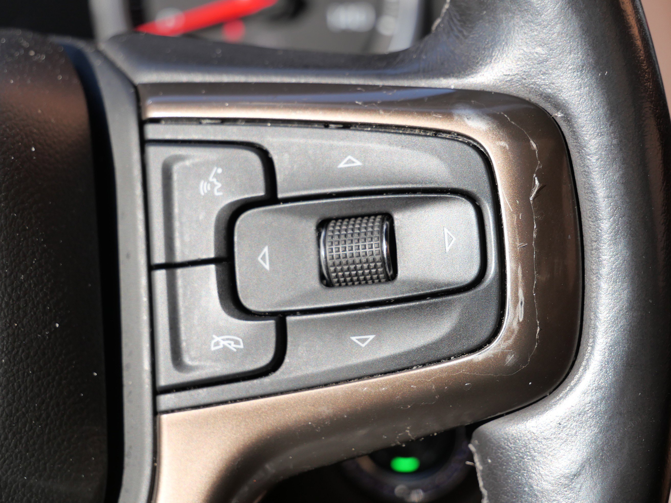 Used 2021 Chevrolet Tahoe High Country w/ Premium Package image 23