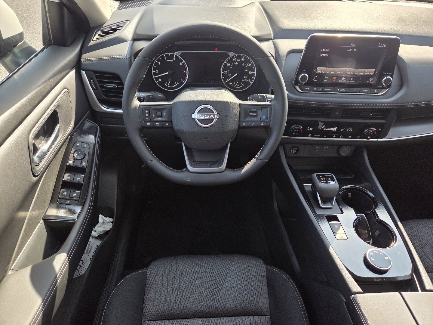 New 2027 Nissan Rogue SV AWD/4WD image 4