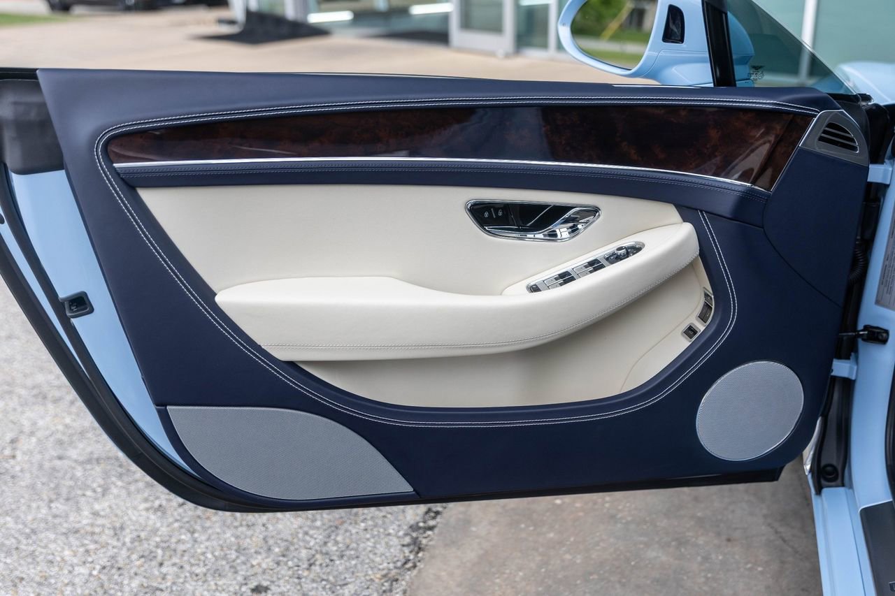 Used 2023 Bentley Continental GT Mulliner AWD/4WD image 21