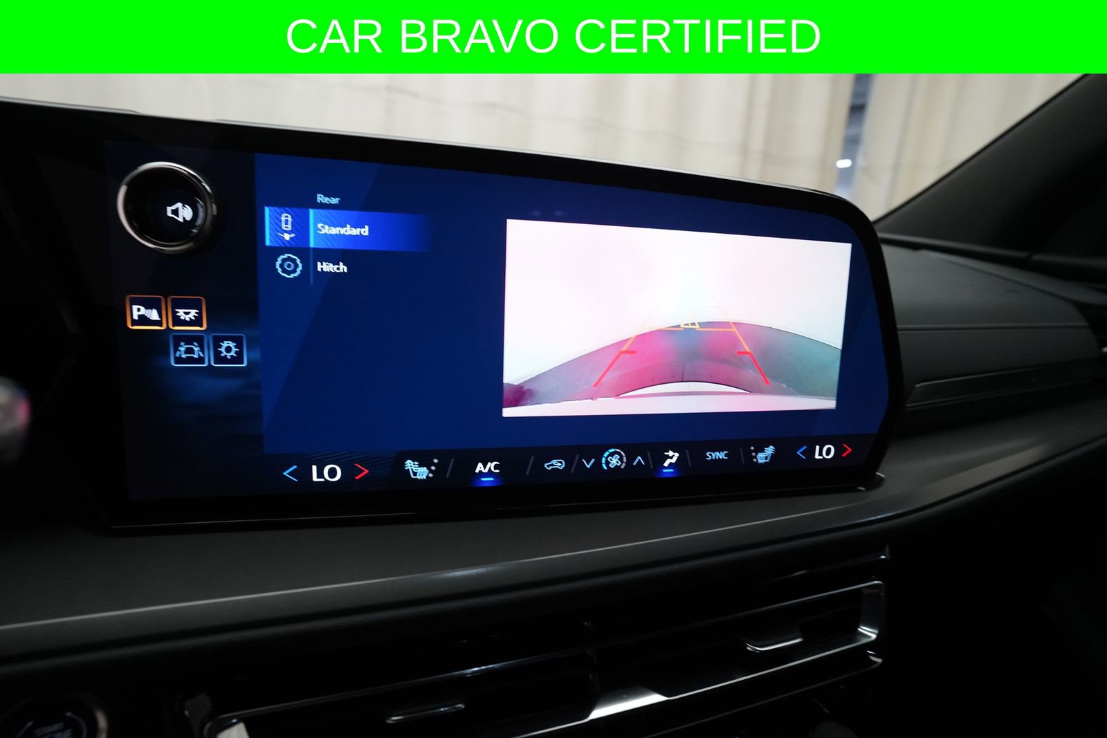 Certified 2026 Chevrolet Traverse LT AWD/4WD image 21