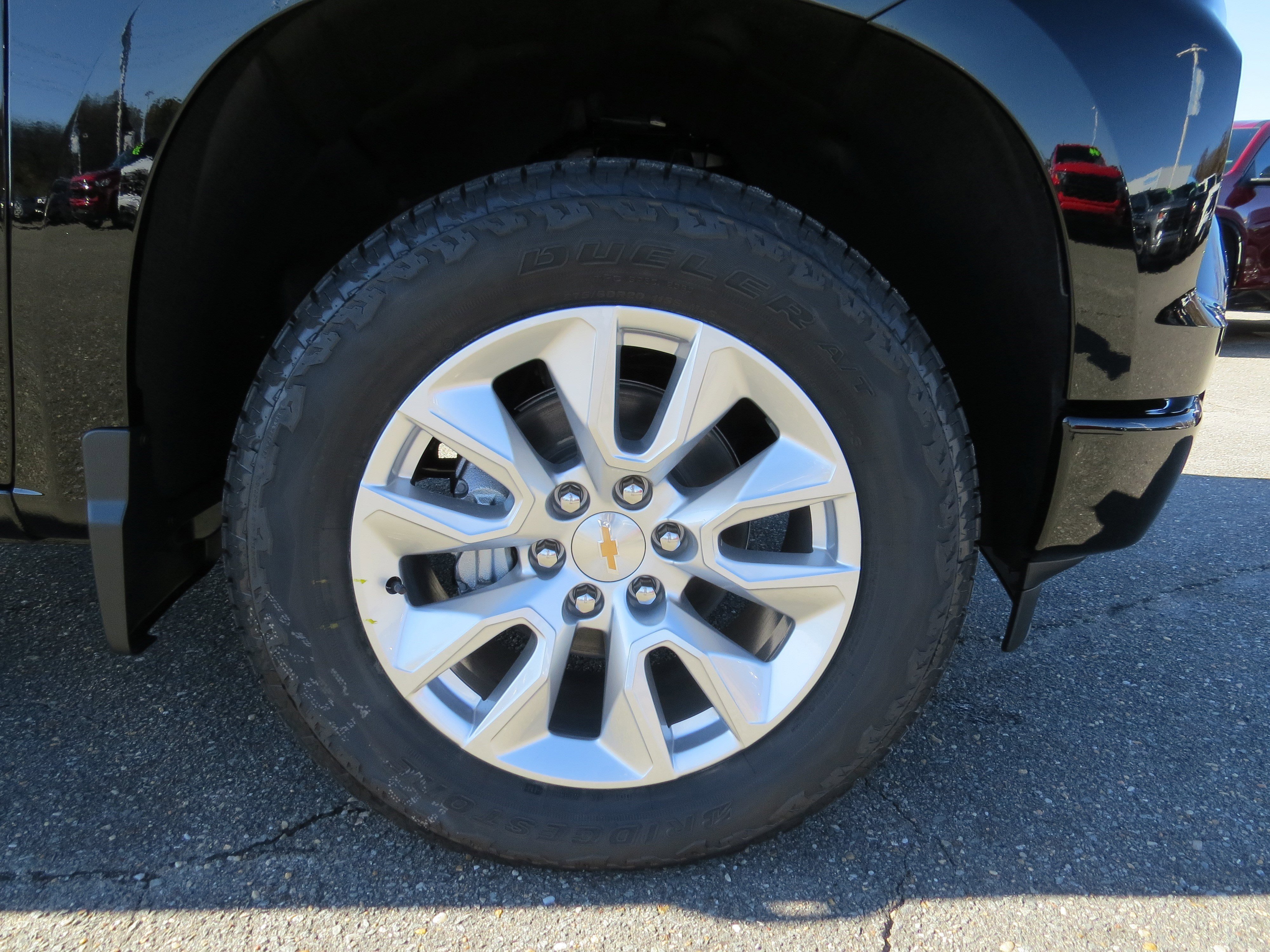 New 2026 Chevrolet Silverado 1500 Custom image 9