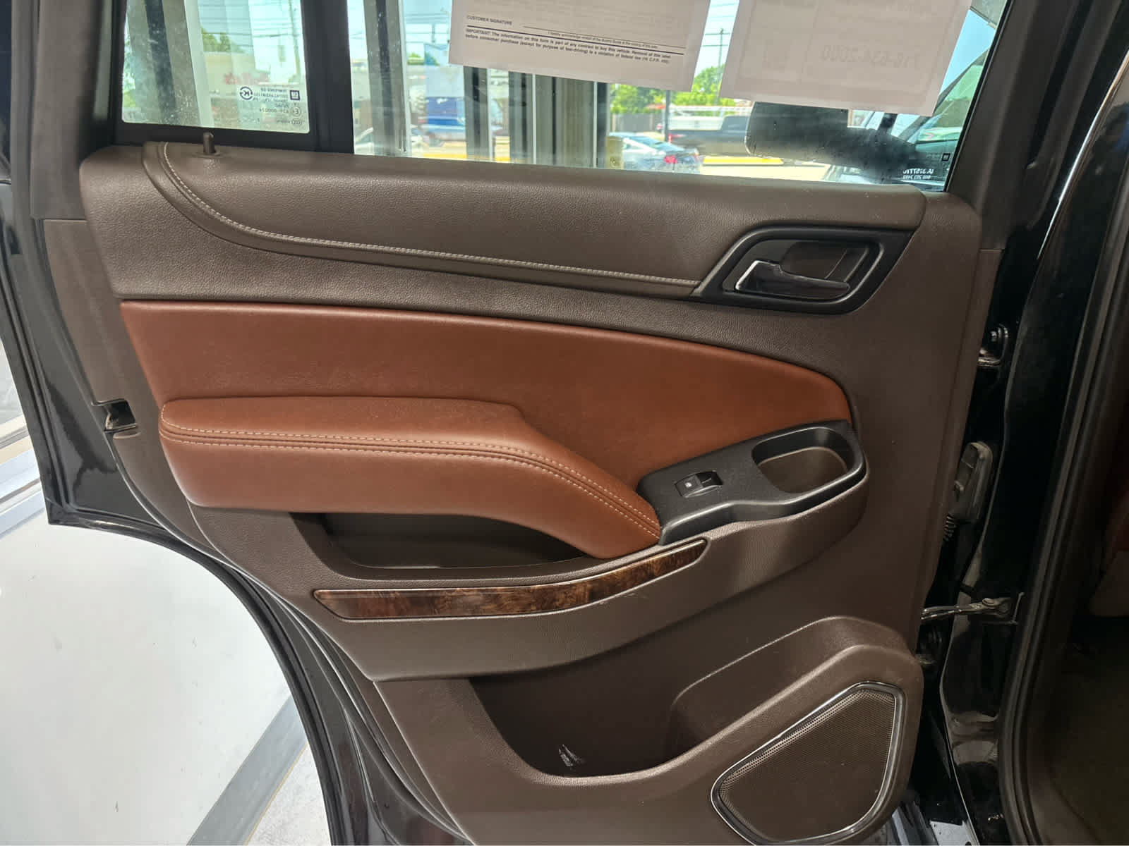 Used 2018 Chevrolet Tahoe Premier AWD/4WD image 27