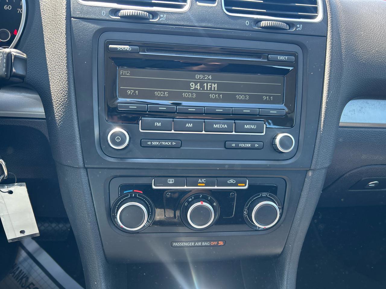 Used 2014 Volkswagen Golf 4-Door image 19