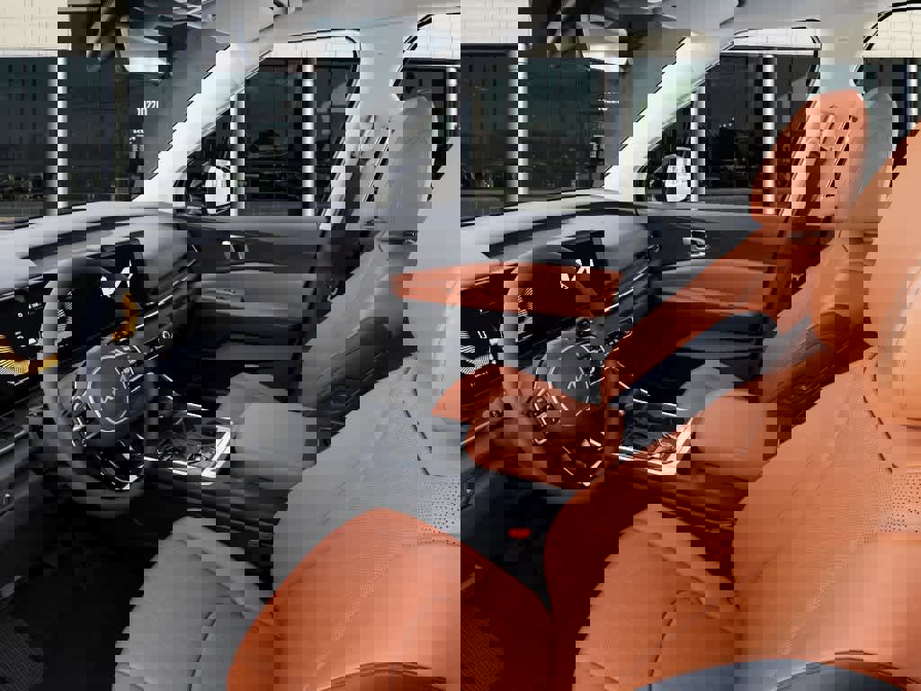 New 2026 Kia Carnival EX image 17