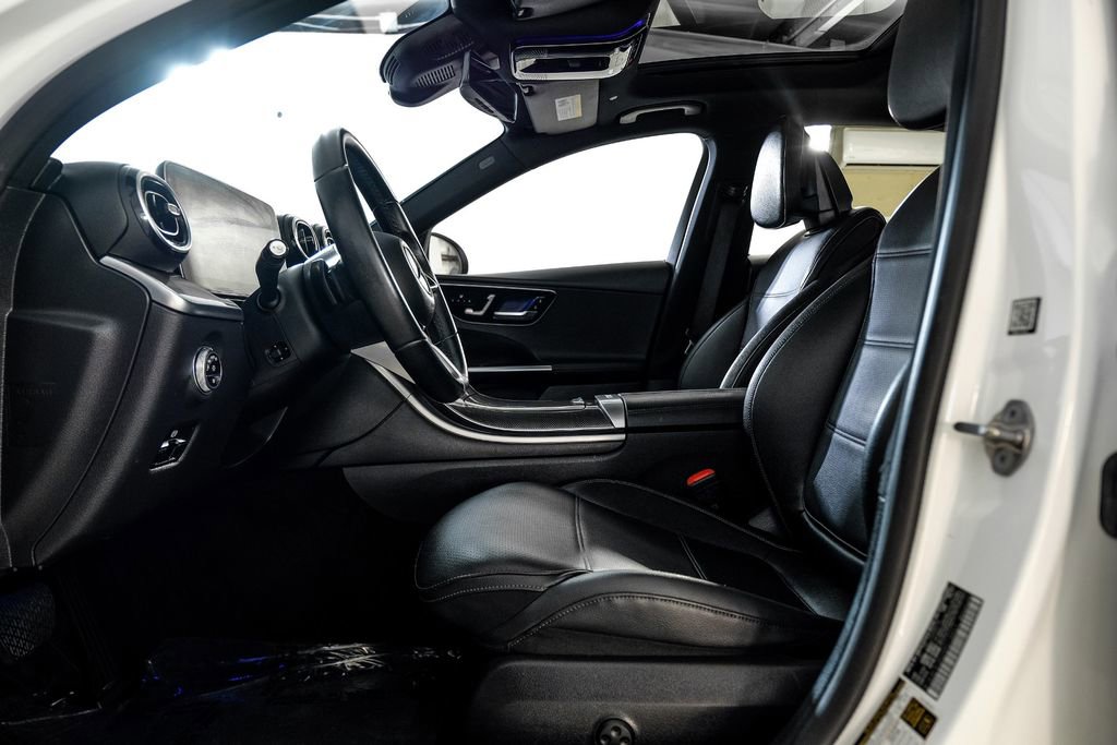 Used 2022 Mercedes-Benz C 300 Sedan image 4