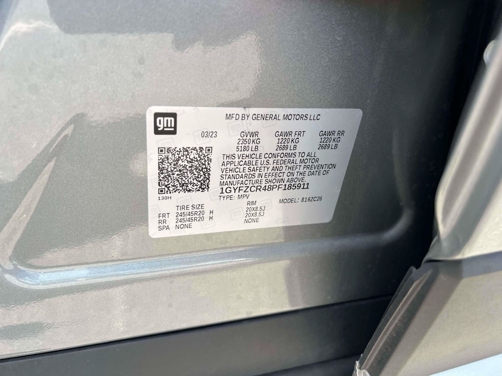 Used 2023 Cadillac XT4 Premium Luxury w/ Cold Weather Package FWD image 25