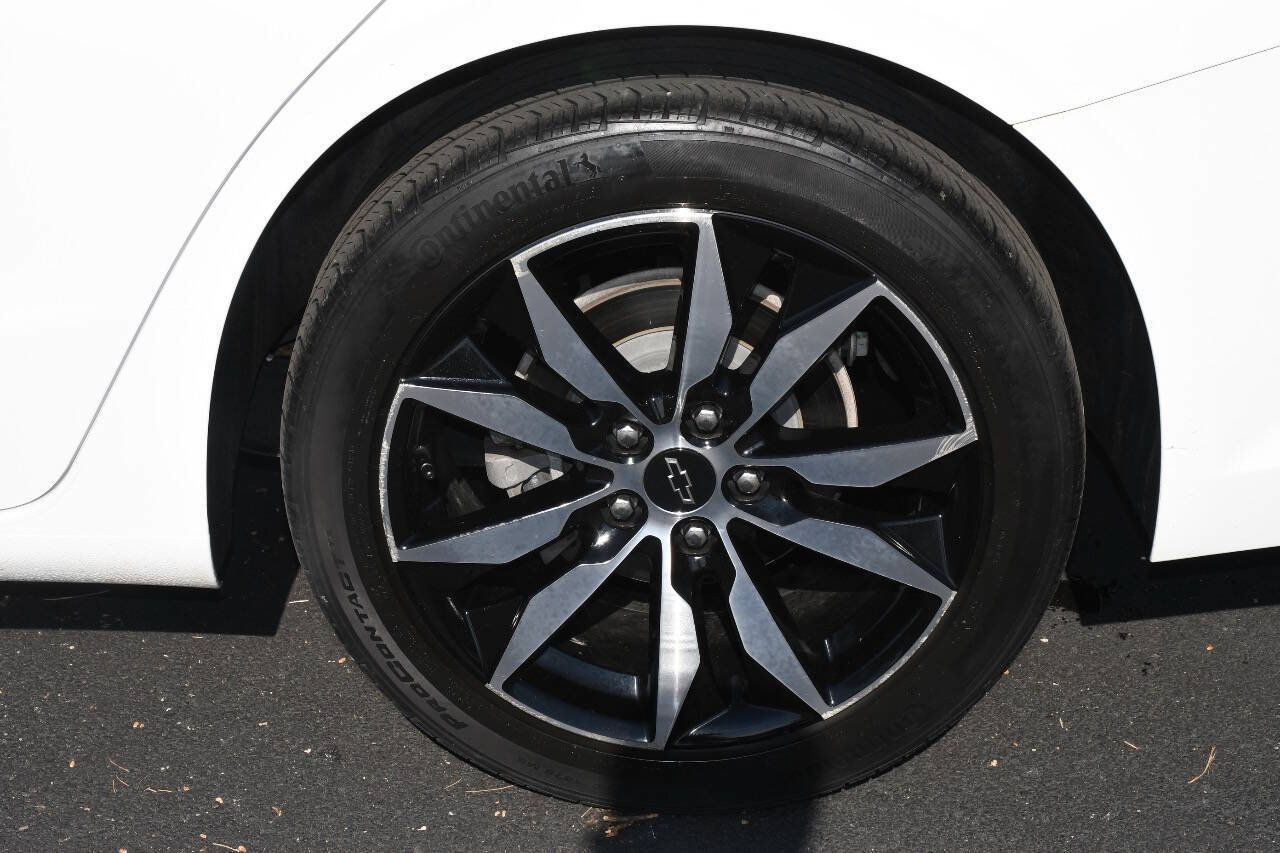 Used 2021 Chevrolet Malibu RS FWD image 37
