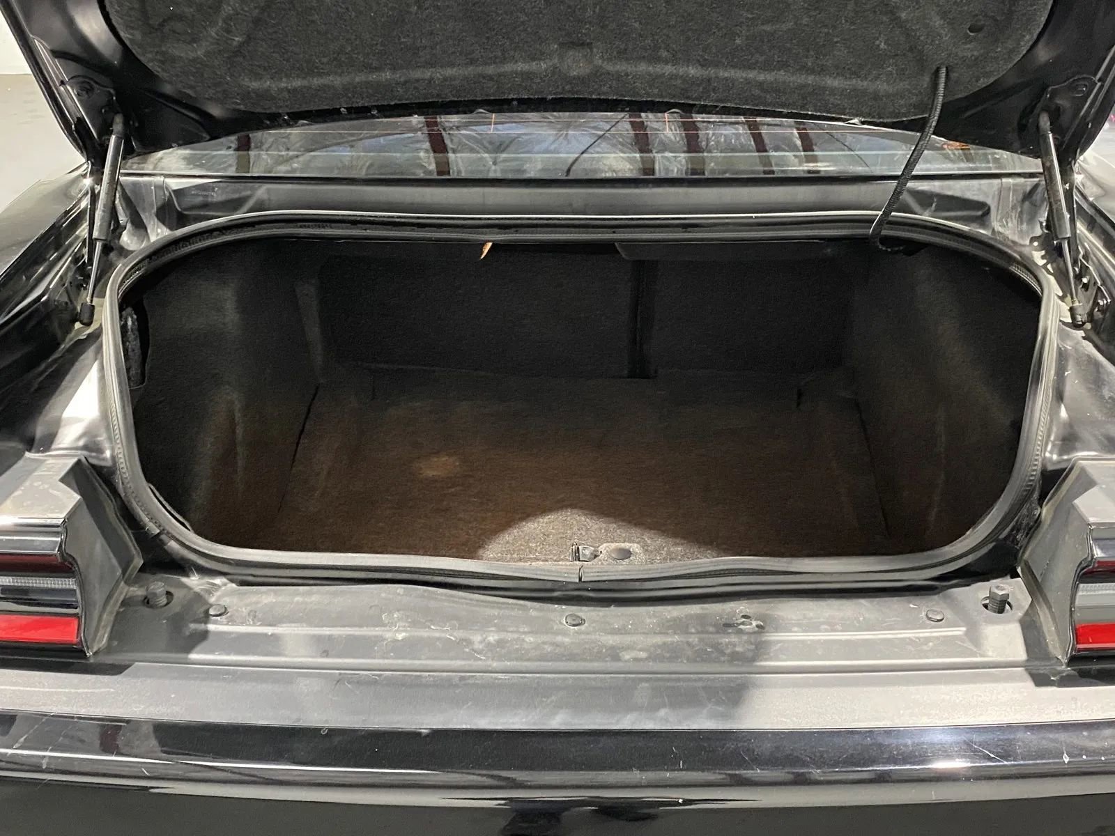 Used 2021 Dodge Challenger SRT Hellcat image 8