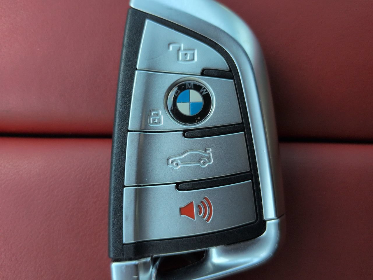 Used 2025 BMW M850i xDrive AWD/4WD image 32