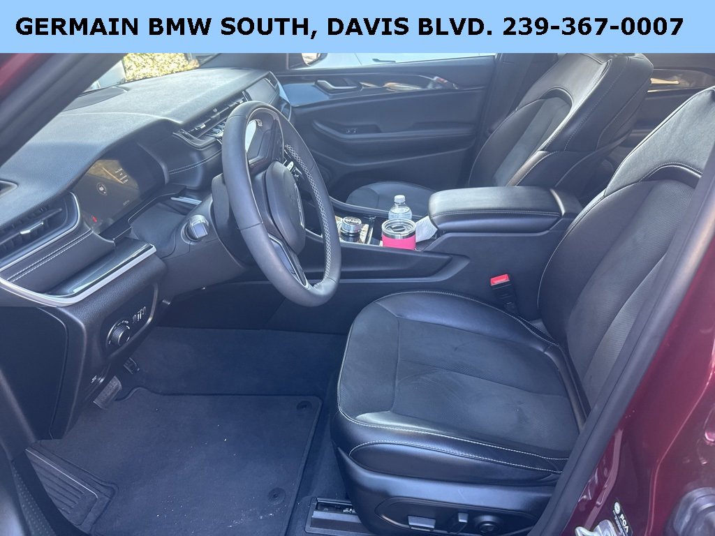 Used 2023 Jeep Grand Cherokee Altitude image 42