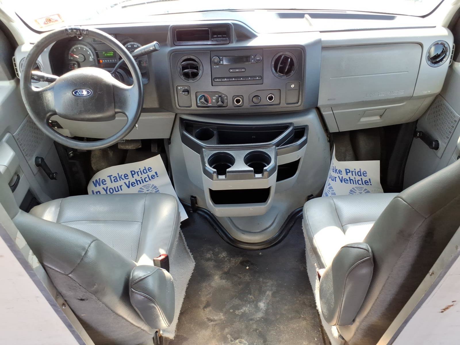 Used 2018 Ford E-350 and Econoline 350 Super Duty image 14