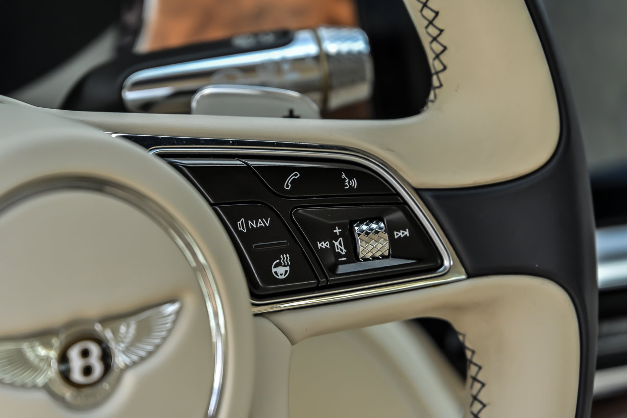 Used 2020 Bentley Continental GT AWD/4WD image 32