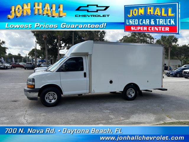 Used 2019 Chevrolet Express 3500 w/ Power Convenience Package RWD image 4