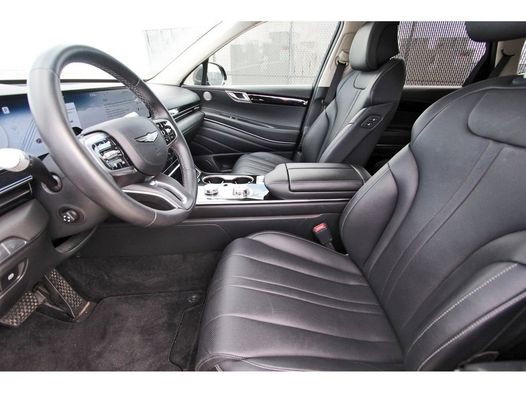 Used 2025 Genesis GV80 2.5T Standard image 6