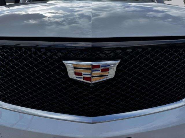 Used 2024 Cadillac XT6 Sport w/ Technology Package AWD/4WD image 13