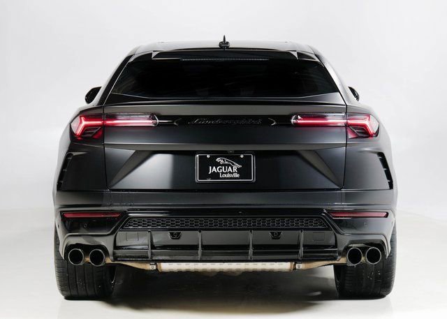 Used 2022 Lamborghini Urus image 7