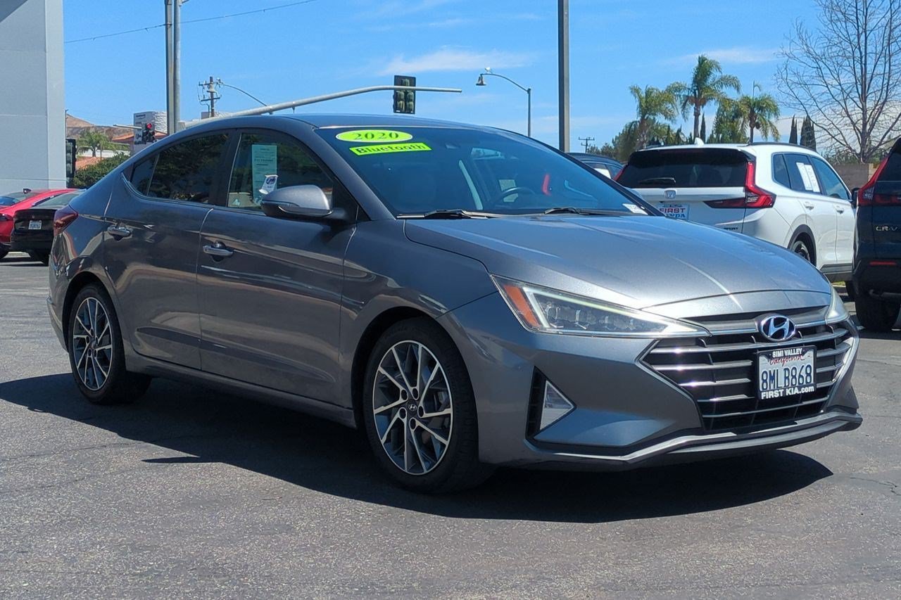 Used 2020 Hyundai Elantra Limited FWD image 3