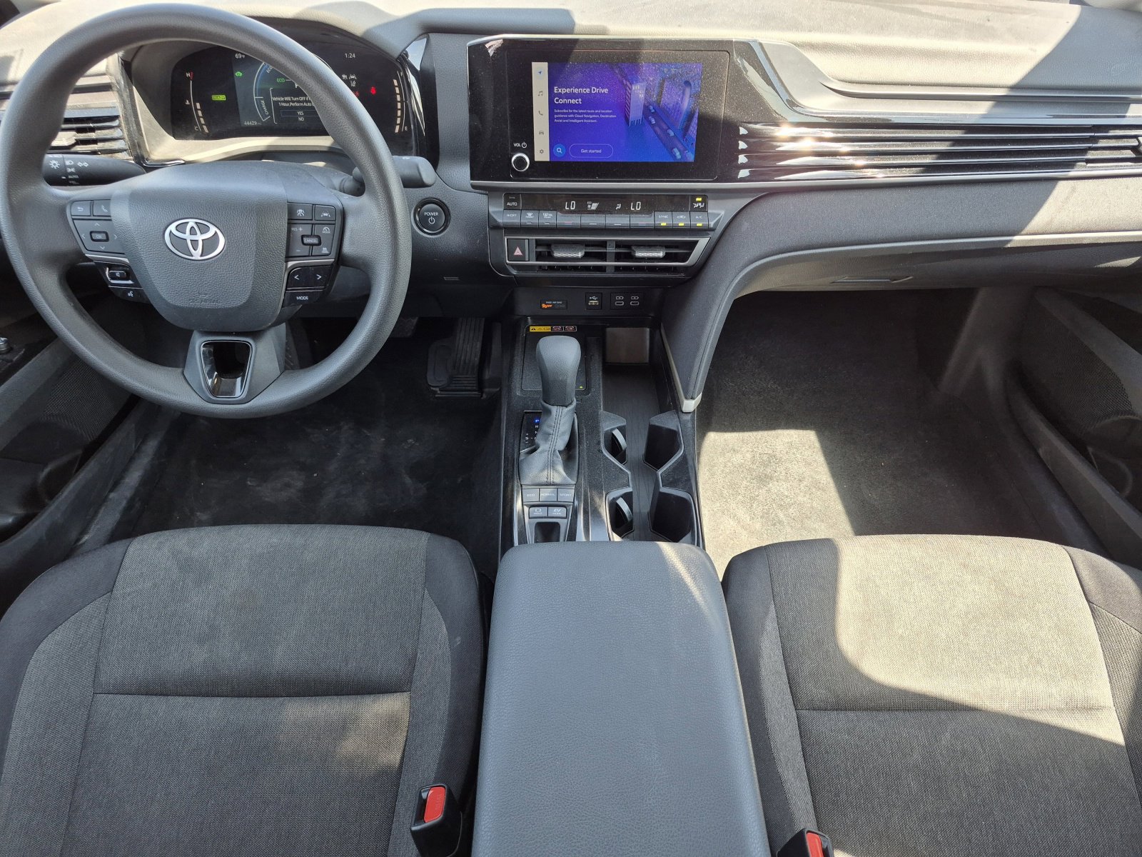 Certified 2025 Toyota Camry LE image 30