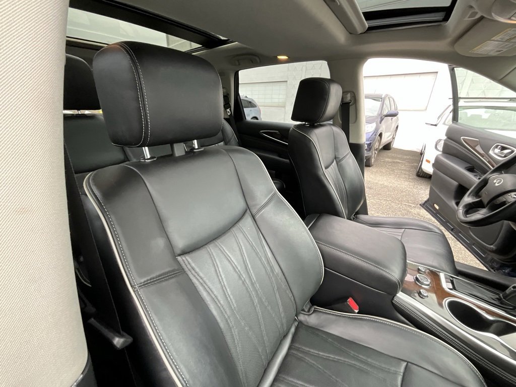Used 2018 INFINITI QX60 Luxe w/ Deluxe Technology Package image 36