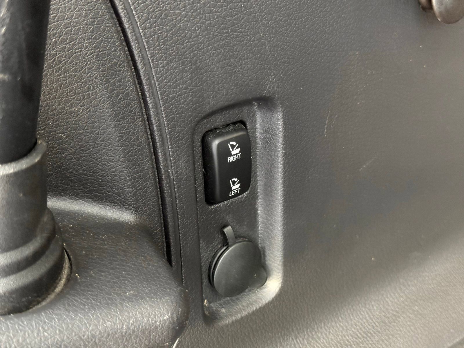 Used 2013 Ford Edge Limited AWD/4WD image 44