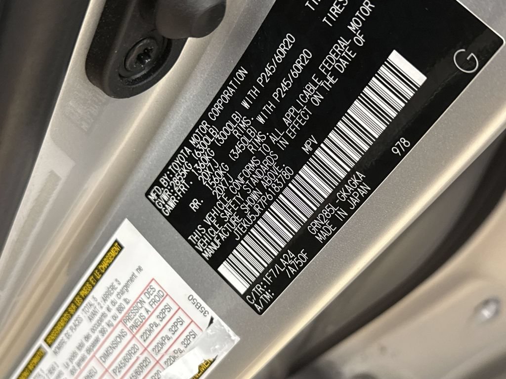 Used 2023 Toyota 4Runner Limited AWD/4WD image 34