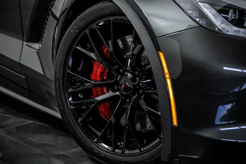 Used 2019 Chevrolet Corvette Z06 image 3