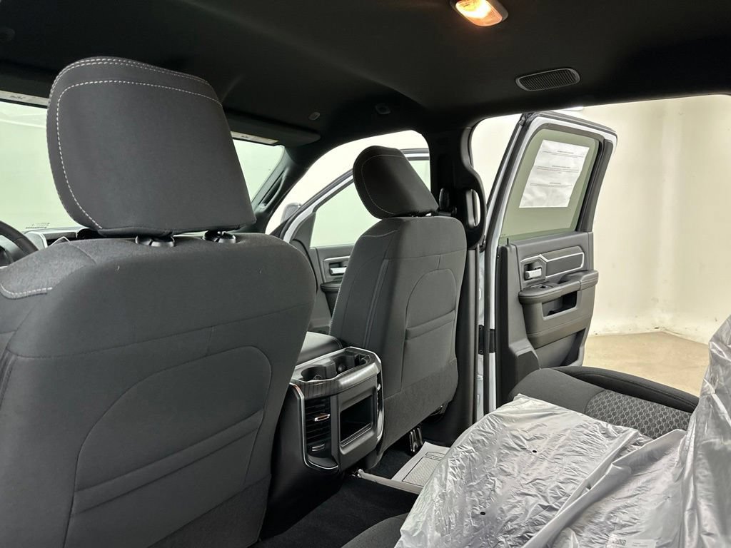 New 2026 RAM 2500 Big Horn AWD/4WD image 30