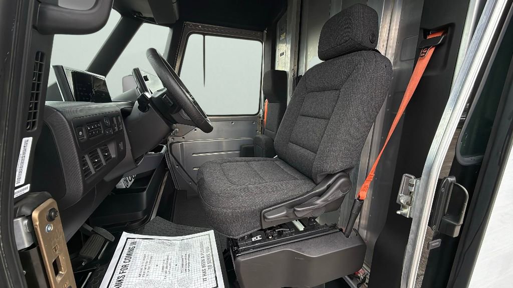 Used 2024 Chevrolet Brightdrop 600 w/ Commercial Equipment Package image 17