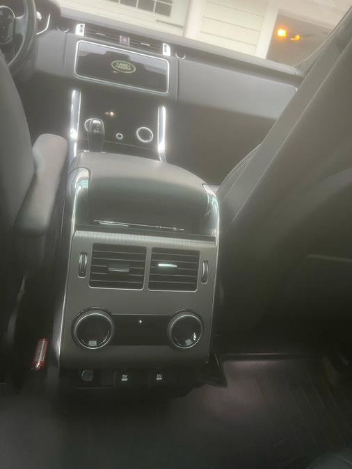 Used 2020 Land Rover Range Rover Sport HSE image 9
