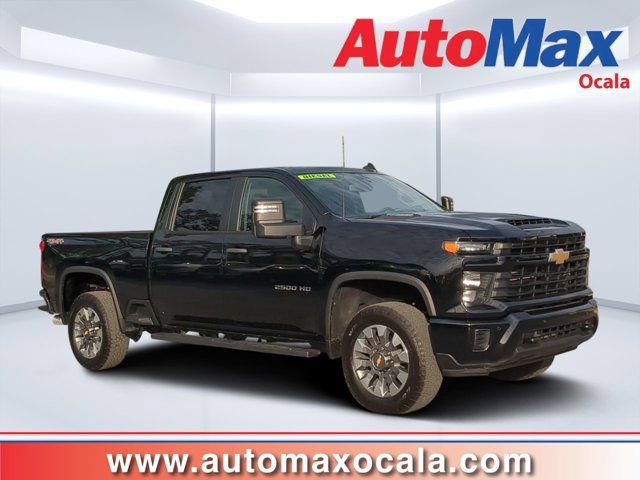 Used 2025 Chevrolet Silverado 2500 Custom w/ Custom Value Package AWD/4WD image 1