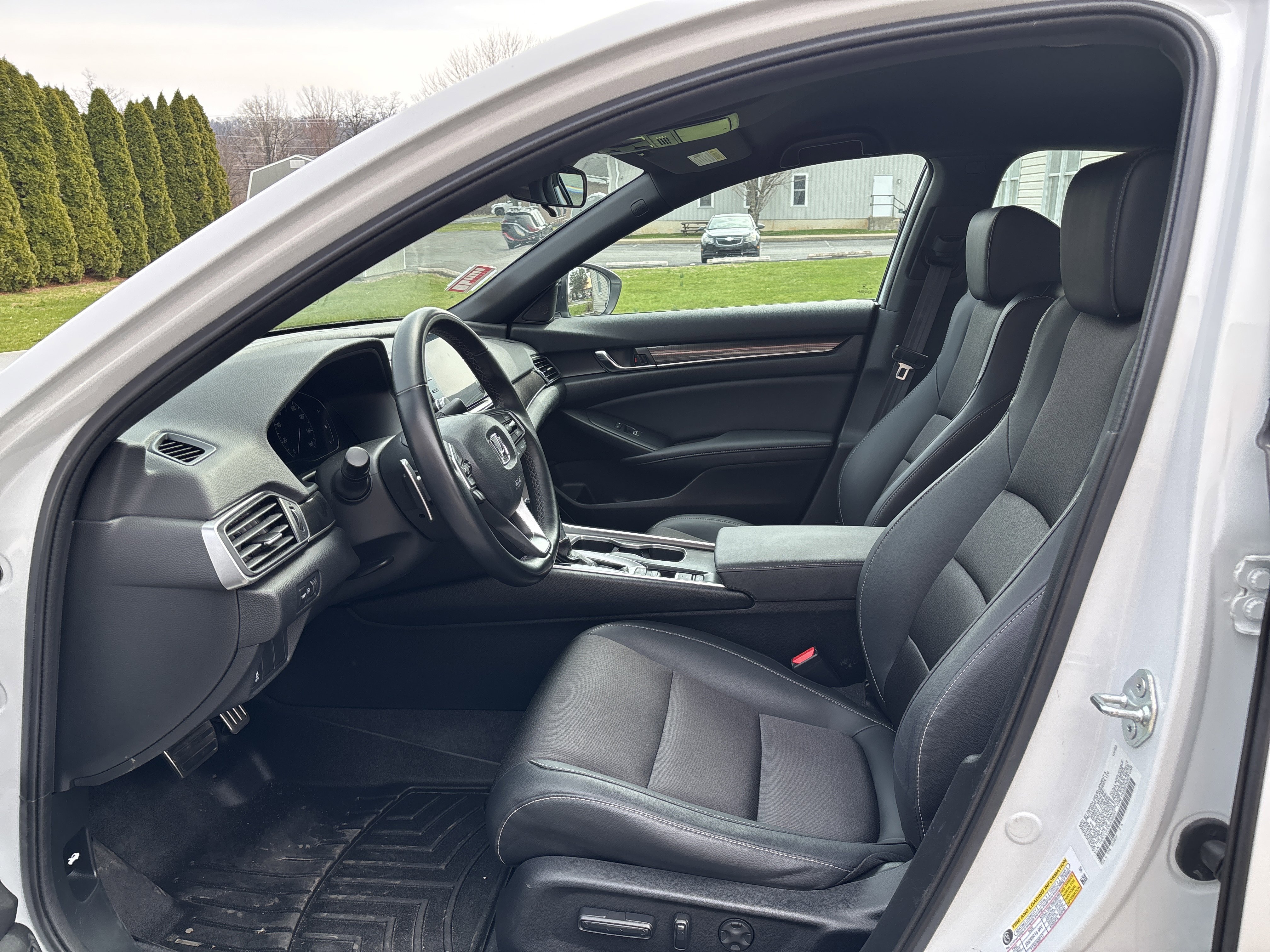 Used 2022 Honda Accord Sport image 13