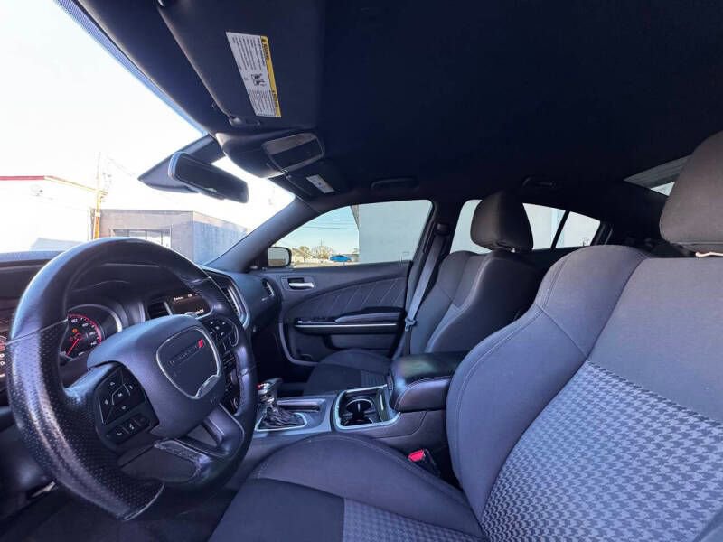 Used 2019 Dodge Charger GT image 11