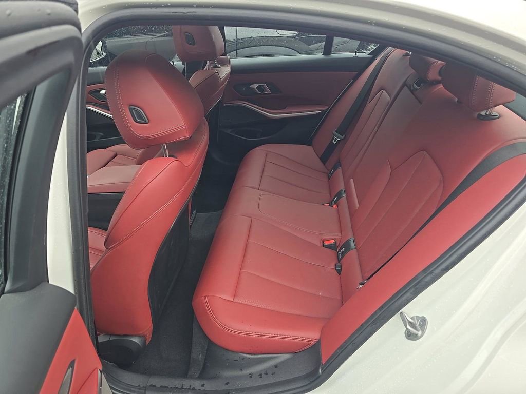 Used 2025 BMW M340i xDrive AWD/4WD image 16