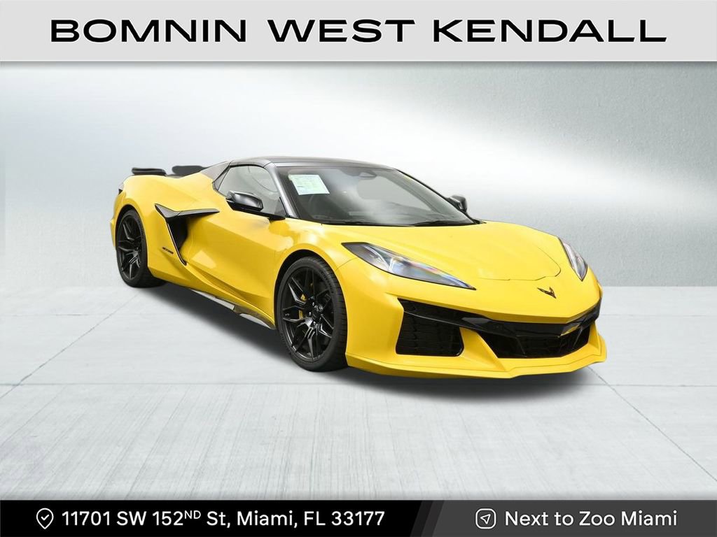 Used 2025 Chevrolet Corvette Z06 w/ Stealth Interior Trim Package image 7