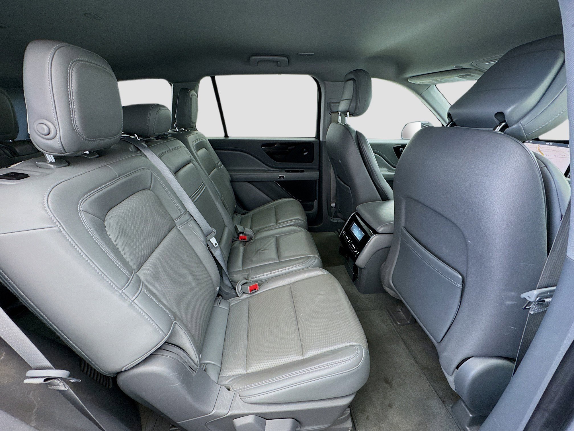 Used 2020 Lincoln Aviator Reserve image 20