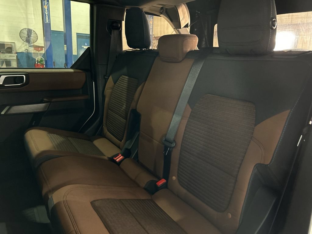 Used 2021 Ford Bronco Outer Banks AWD/4WD image 37